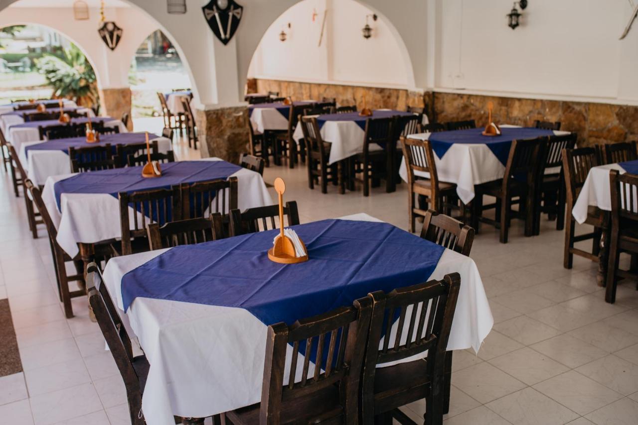 Hotel El Castillo צ'ינאוטה מראה חיצוני תמונה