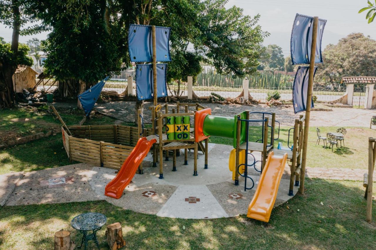 Hotel El Castillo צ'ינאוטה מראה חיצוני תמונה