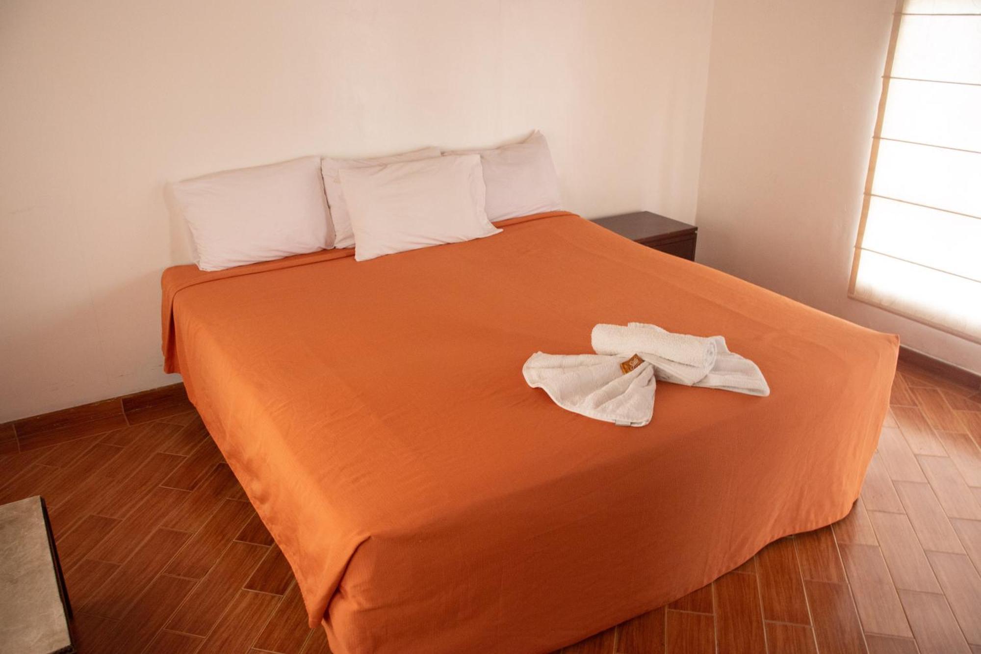 Hotel El Castillo צ'ינאוטה מראה חיצוני תמונה