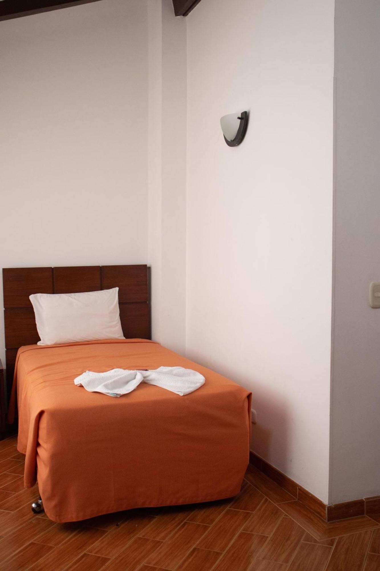 Hotel El Castillo צ'ינאוטה מראה חיצוני תמונה