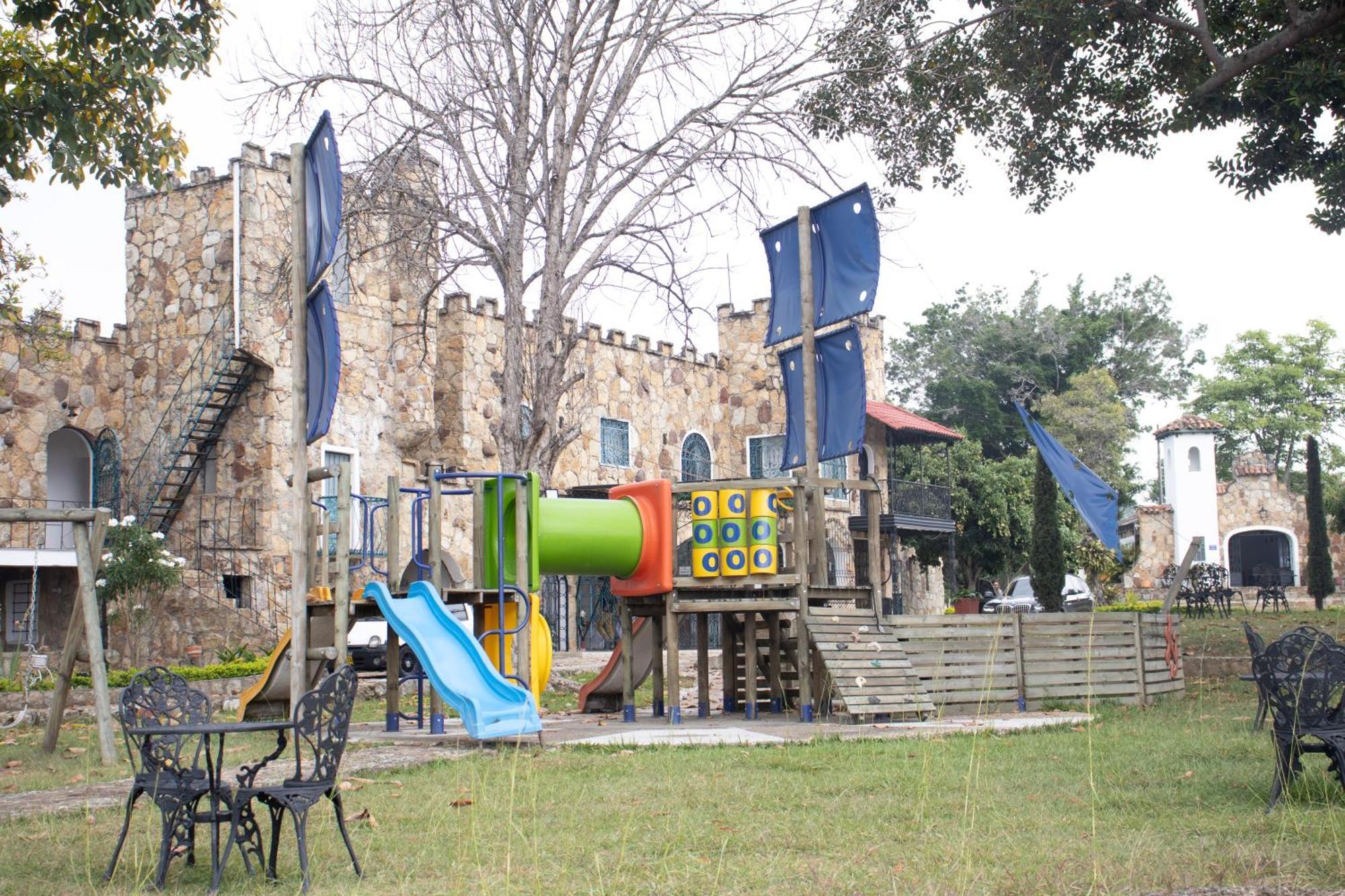 Hotel El Castillo צ'ינאוטה מראה חיצוני תמונה