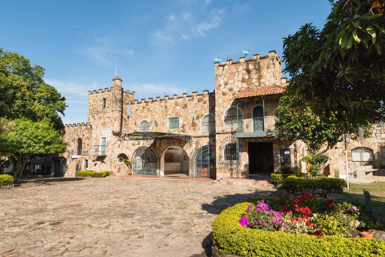 Hotel El Castillo צ'ינאוטה מראה חיצוני תמונה